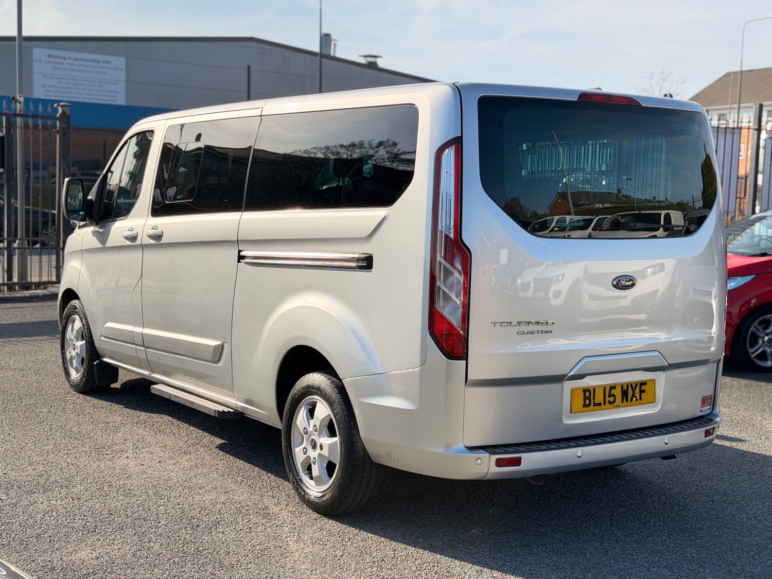 Used Ford Tourneo Custom 2015 for sale - 78183498: Photo 3