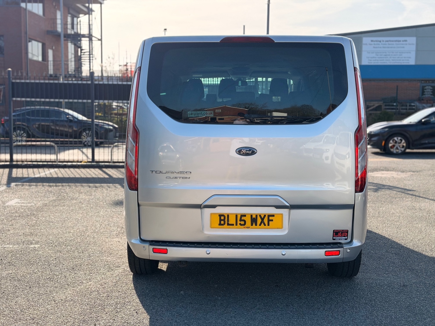 Used Ford Tourneo Custom 2015 for sale - 78183498: Photo 4