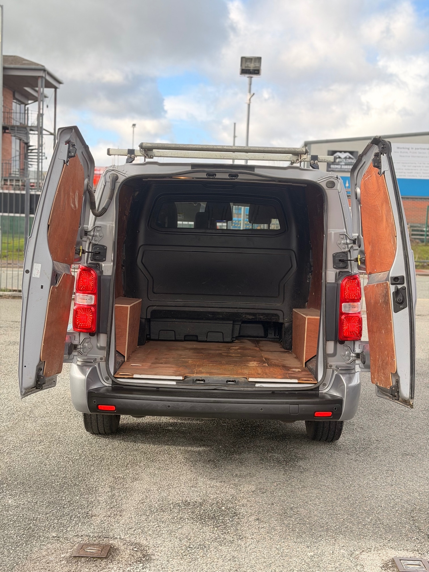 Used Vauxhall Vivaro 2021 for sale - 77712977: Photo 12