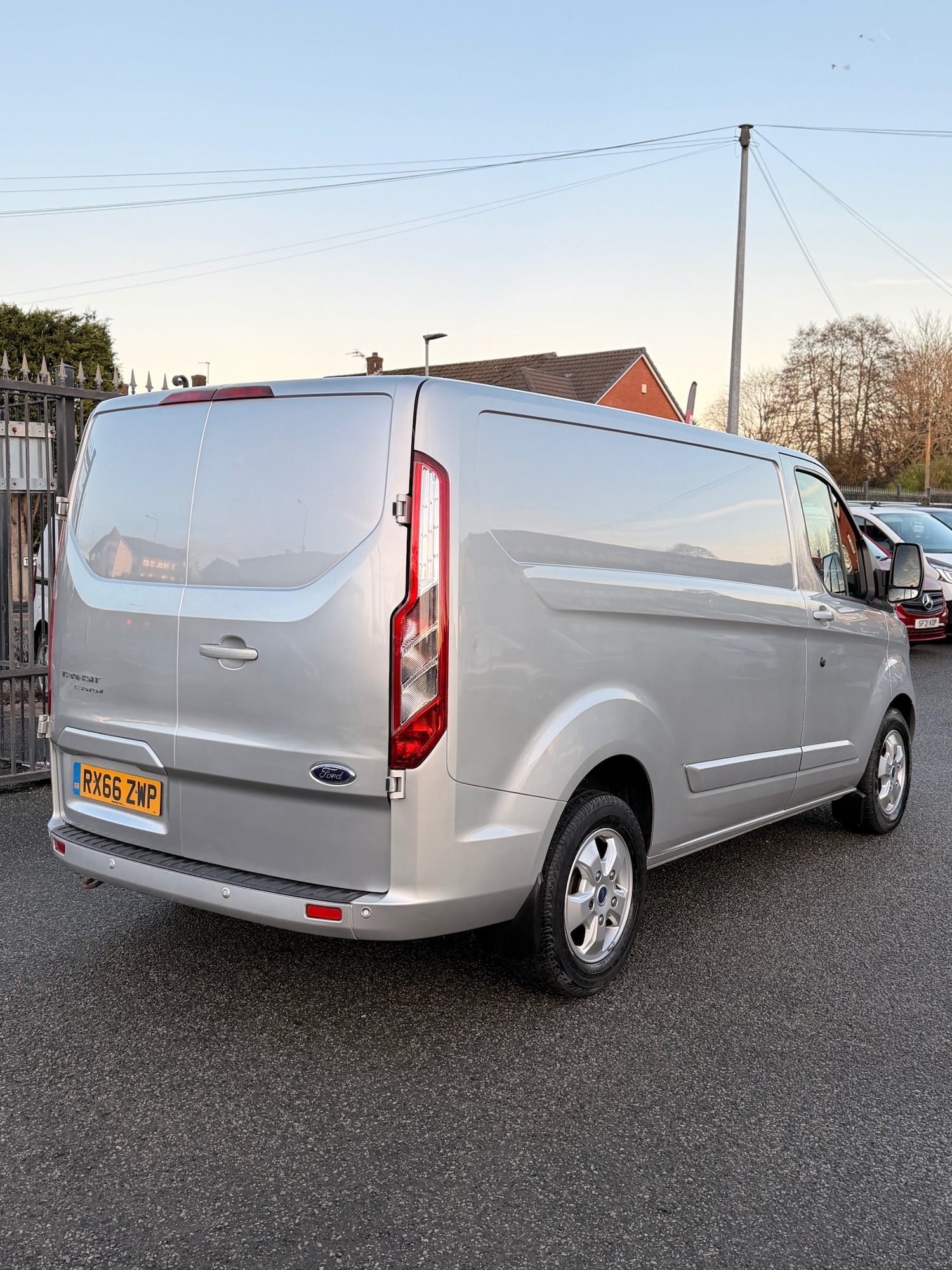 Used Ford Transit Custom 2016 for sale - 76922398: Photo 8