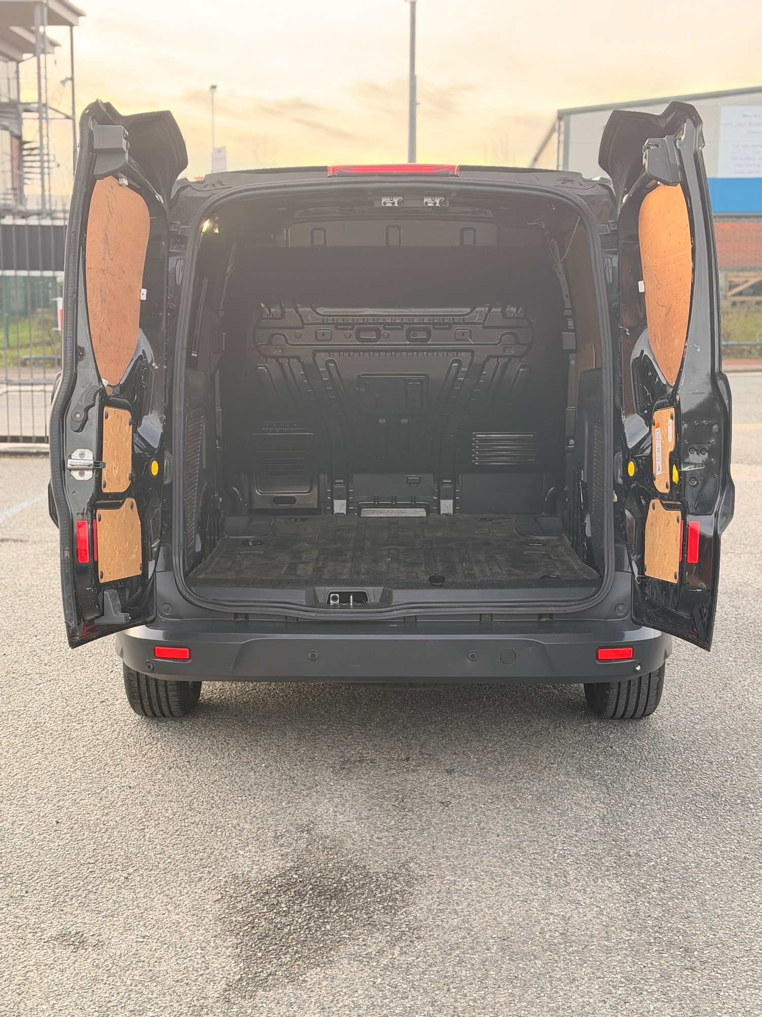 Used Ford Transit Connect 2017 for sale - 77595737: Photo 16