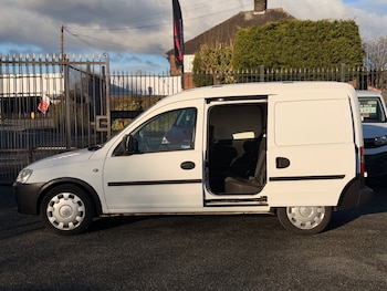 Used Vauxhall Combo 2011 for sale - 76685250: Photo