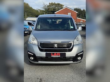 Used Peugeot Partner 2017 for sale - 79826277: Photo