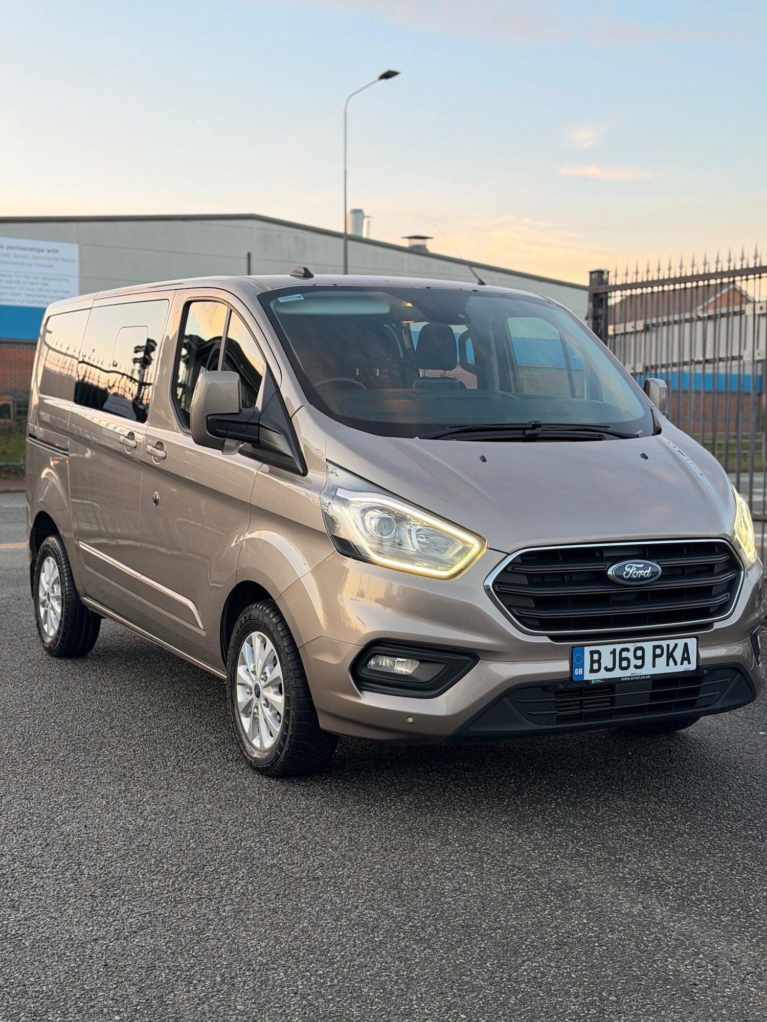 Used Ford Transit Custom 2019 for sale - 76922420: Photo 6