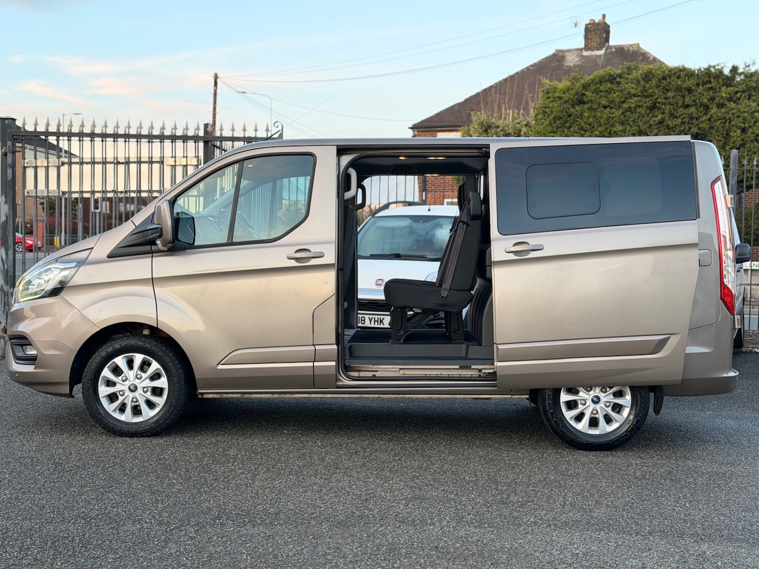 Used Ford Transit Custom 2019 for sale - 76922420: Photo 9