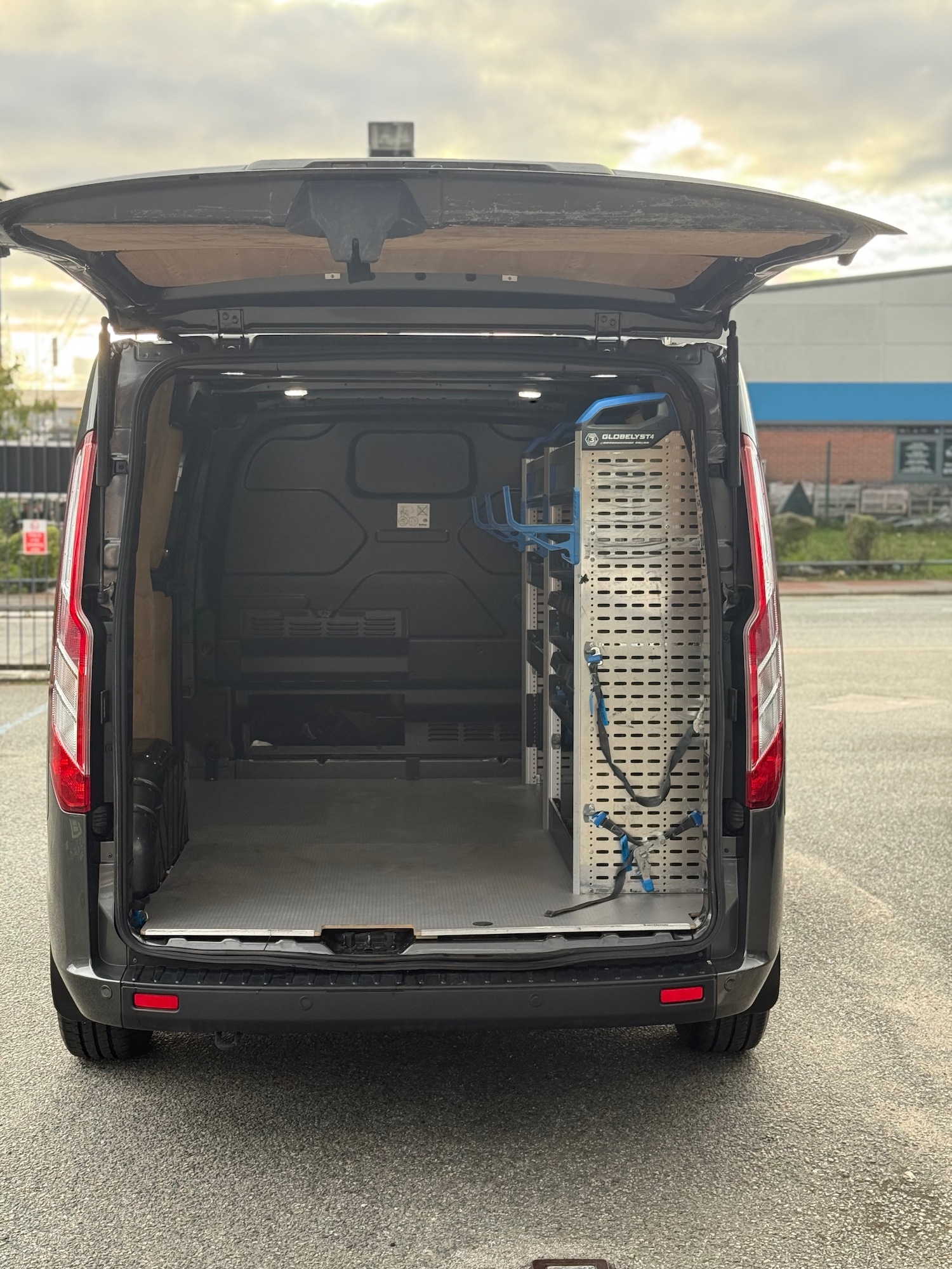 Used Ford Transit Custom 2022 for sale - 76069385: Photo 10