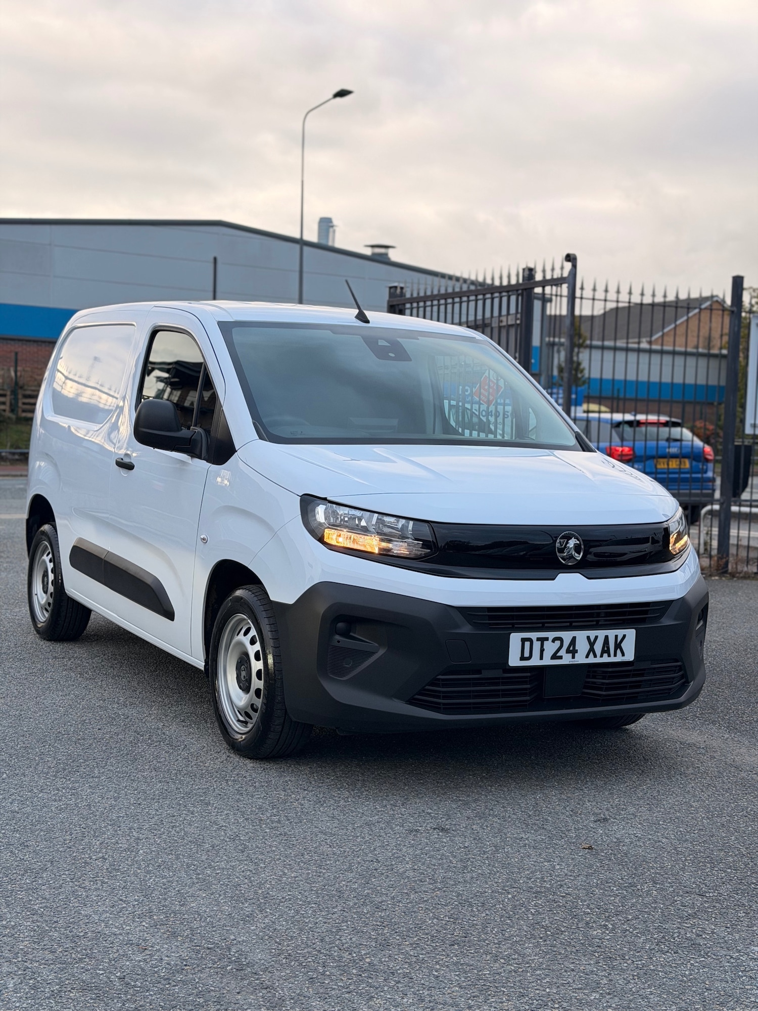 Used Vauxhall Combo 2024 for sale - 76217969: Photo 6