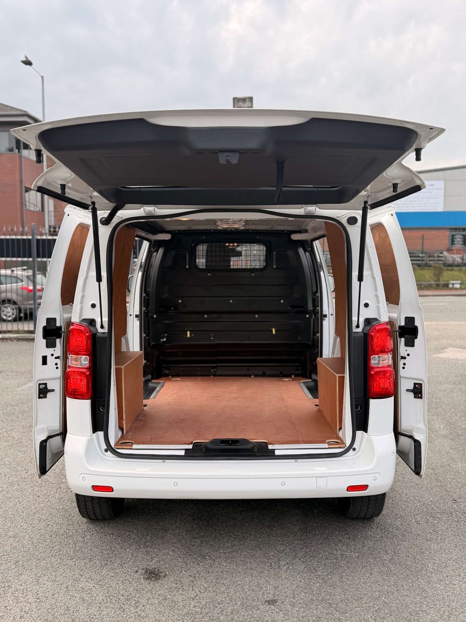 Used Vauxhall Vivaro 2022 for sale - 77778955: Photo 9