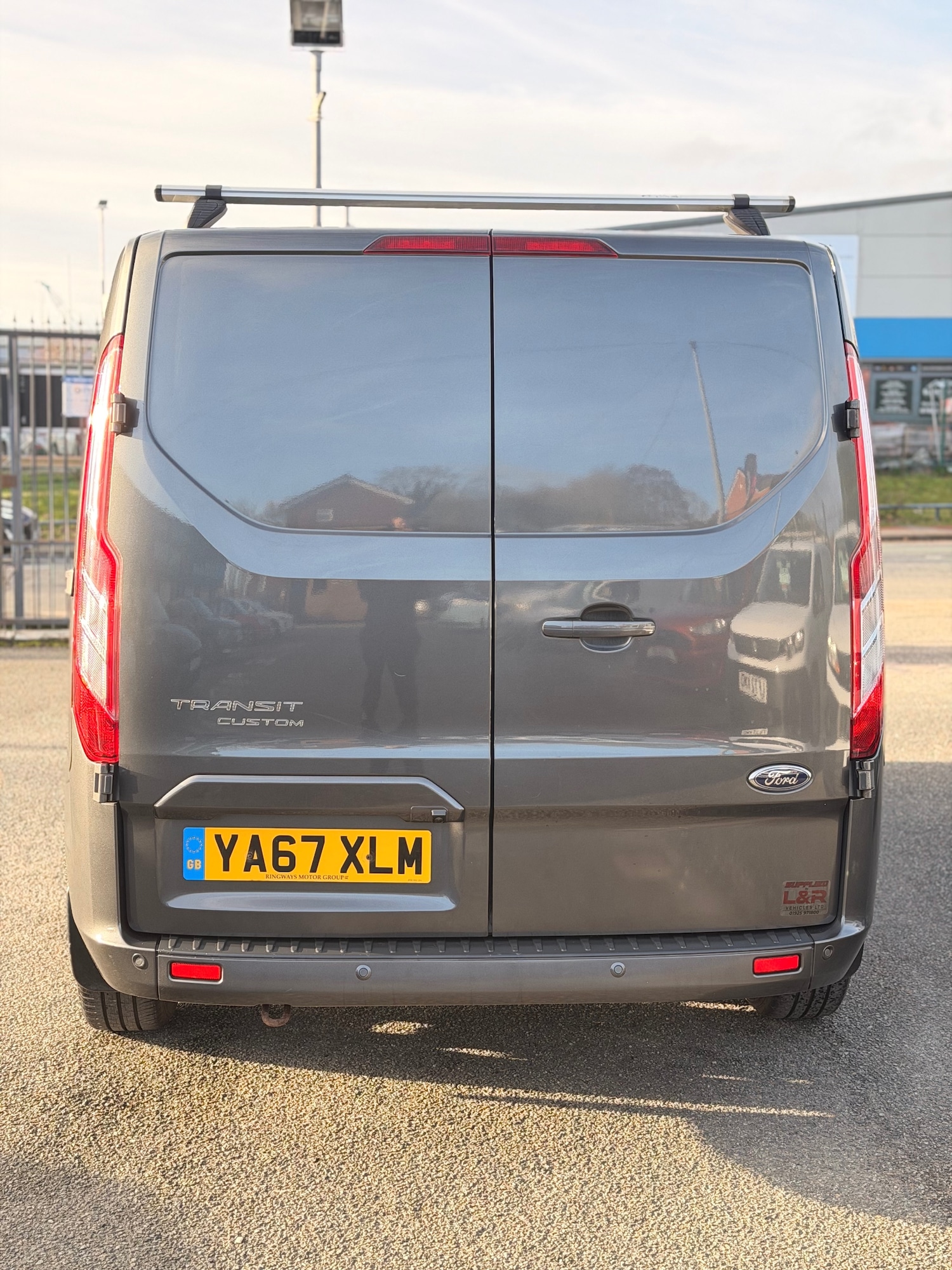 Used Ford Transit Custom 2017 for sale - 76908294: Photo 4