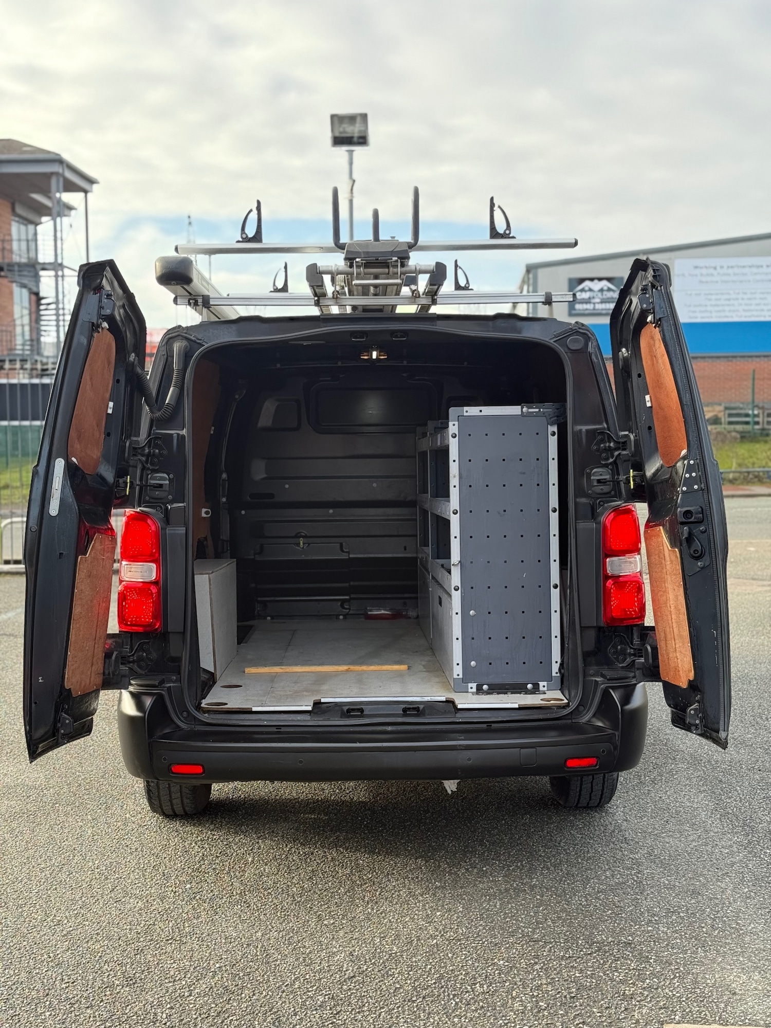 Used Peugeot Expert 2019 for sale - 77353651: Photo 3