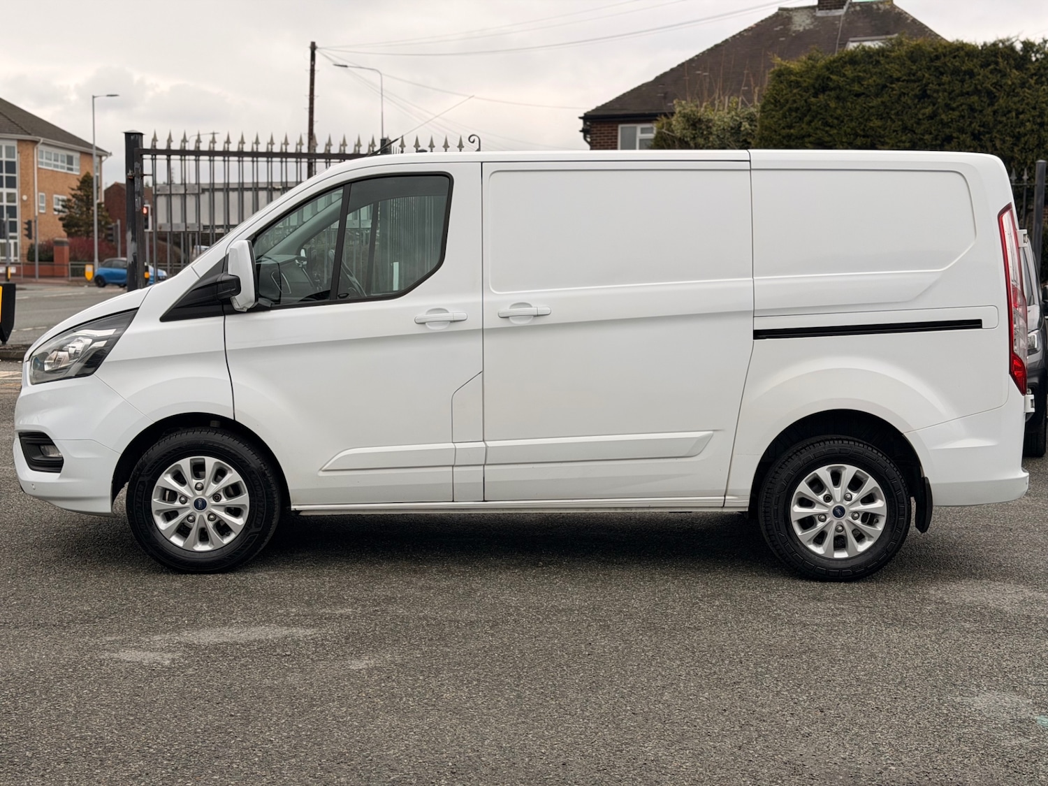 Used Ford Transit Custom 2021 for sale - 77616435: Photo 2