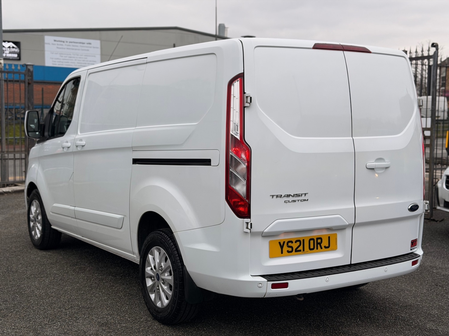 Used Ford Transit Custom 2021 for sale - 77616435: Photo 3
