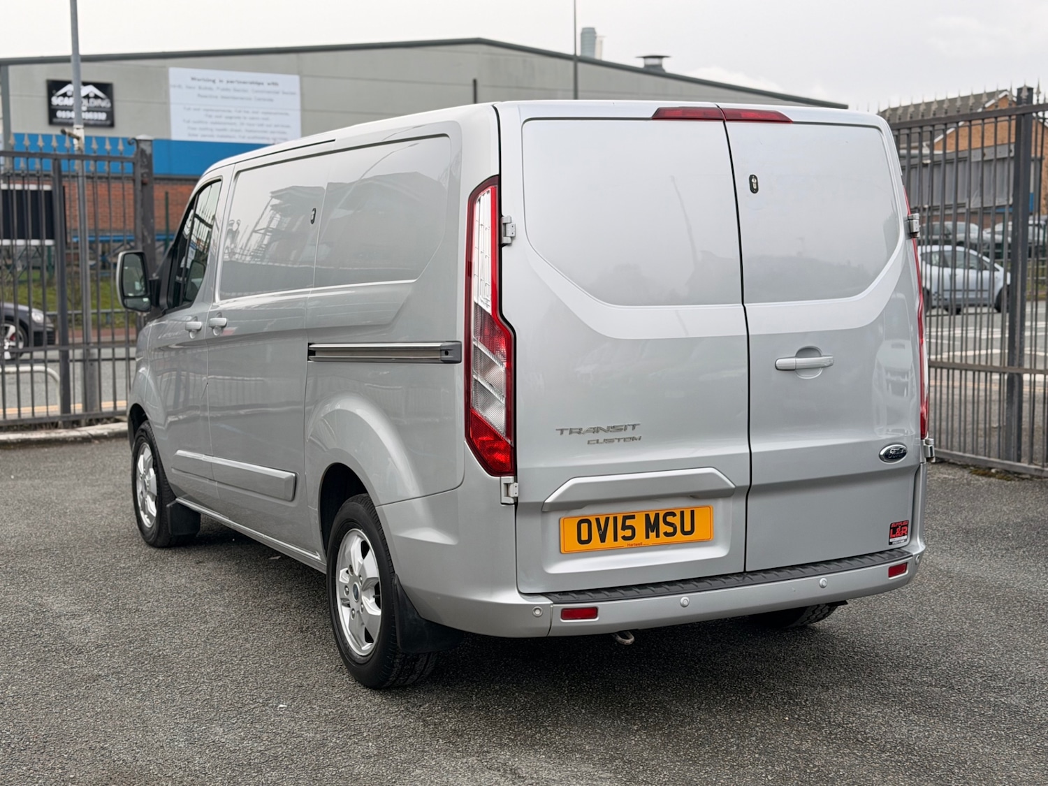 Used Ford Transit Custom 2015 for sale - 77695317: Photo 3