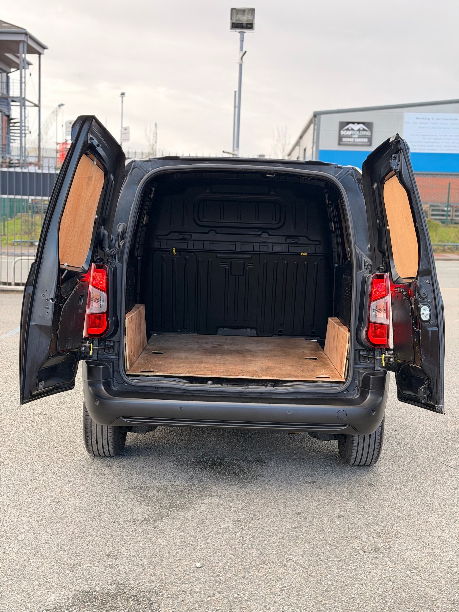 Used Peugeot Partner 2024 for sale - 77889321: Photo 9