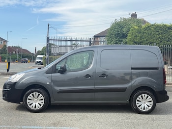 Used Citroen Berlingo 2018 for sale - 79130901: Photo