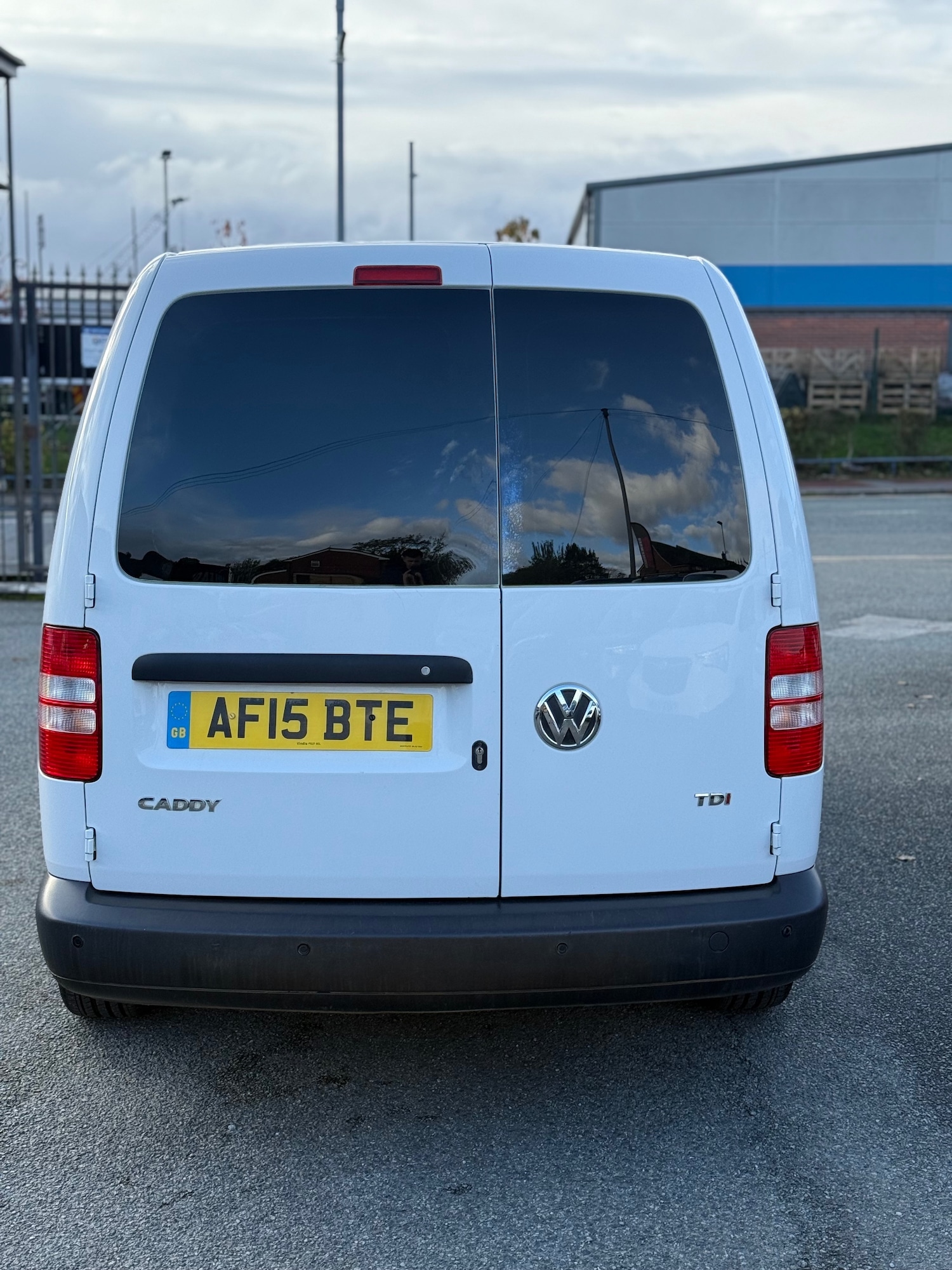 Used Volkswagen Caddy 2015 for sale - 76376786: Photo 4