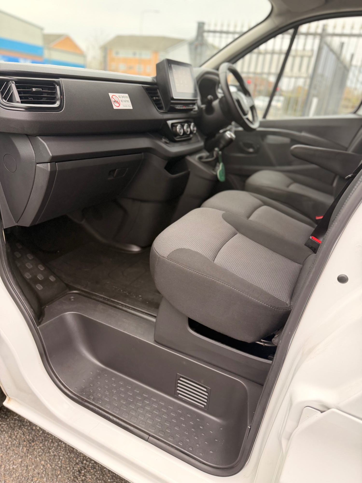 Used Renault Trafic 2022 for sale - 77715173: Photo 11