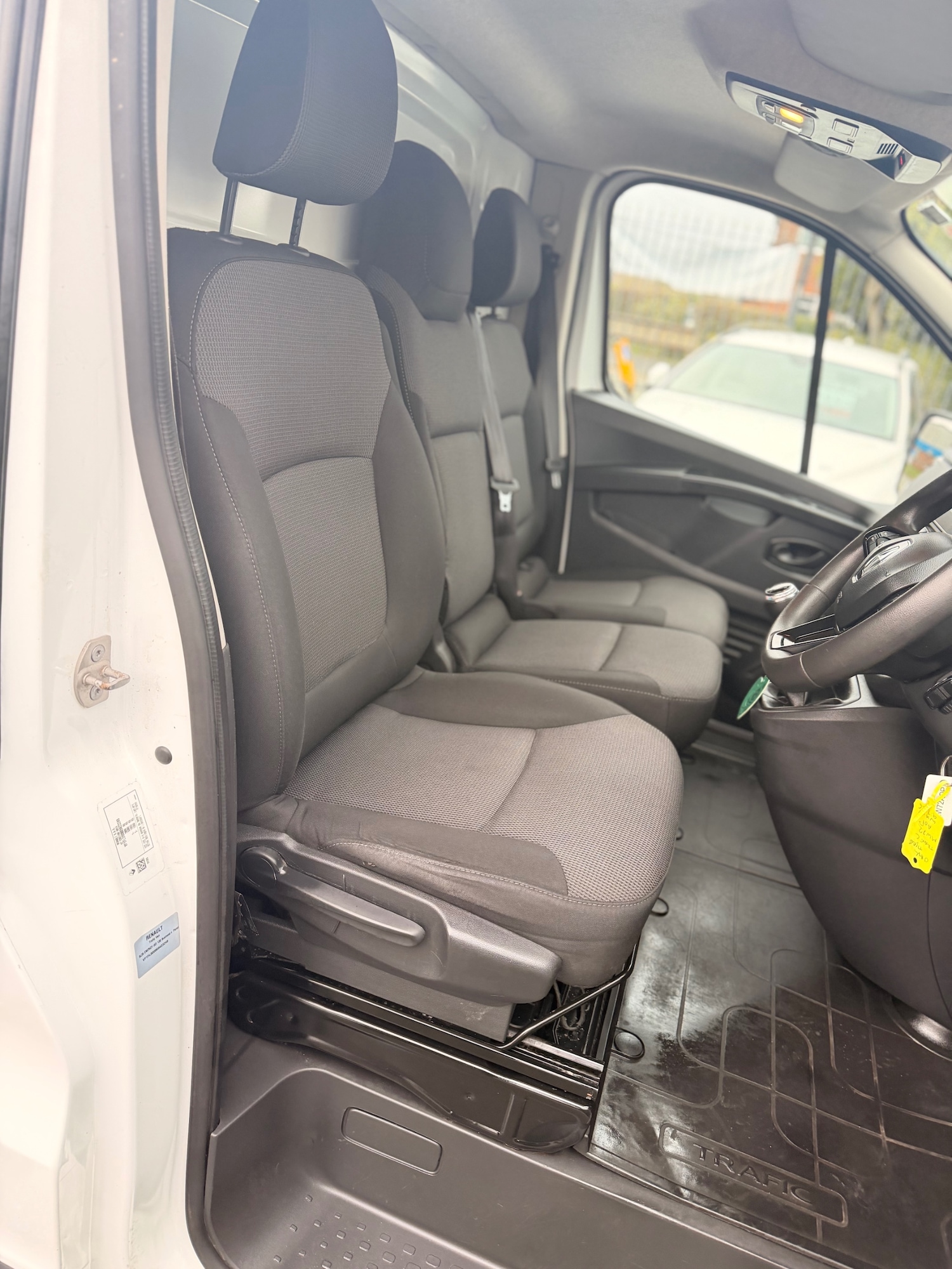 Used Renault Trafic 2022 for sale - 77715173: Photo 14