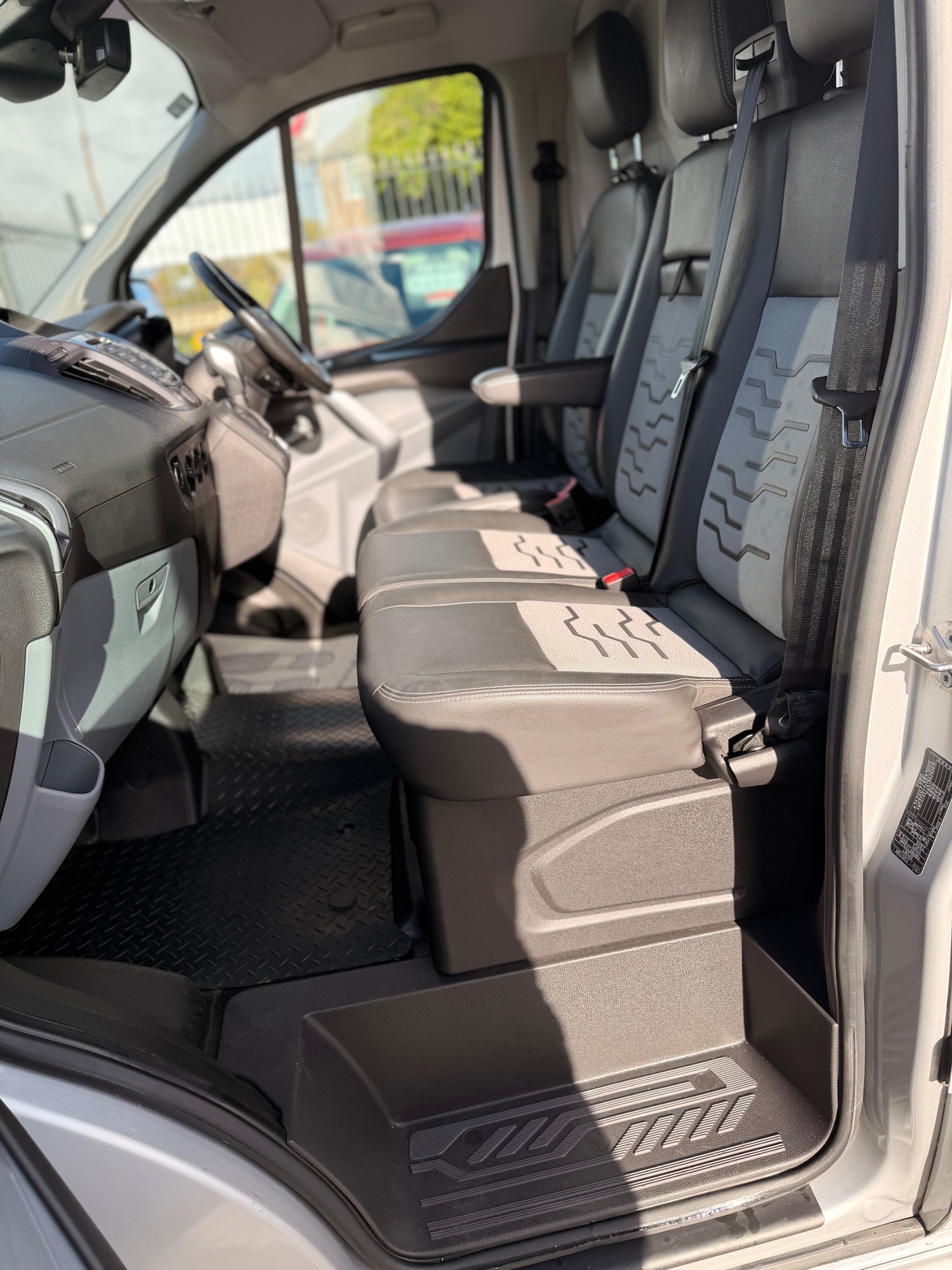 Used Ford Transit Custom 2017 for sale - 76445055: Photo 11