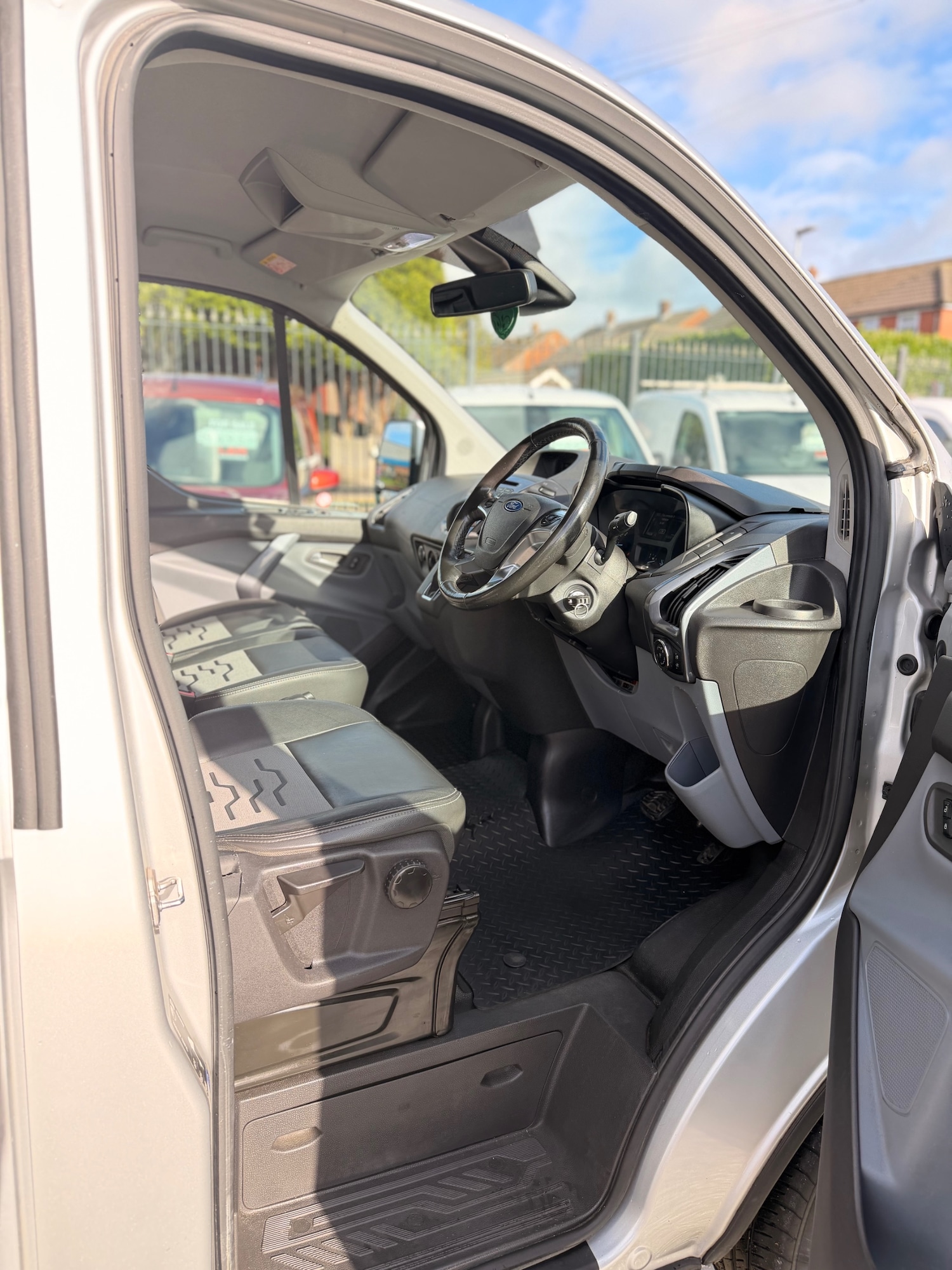 Used Ford Transit Custom 2017 for sale - 76445055: Photo 14