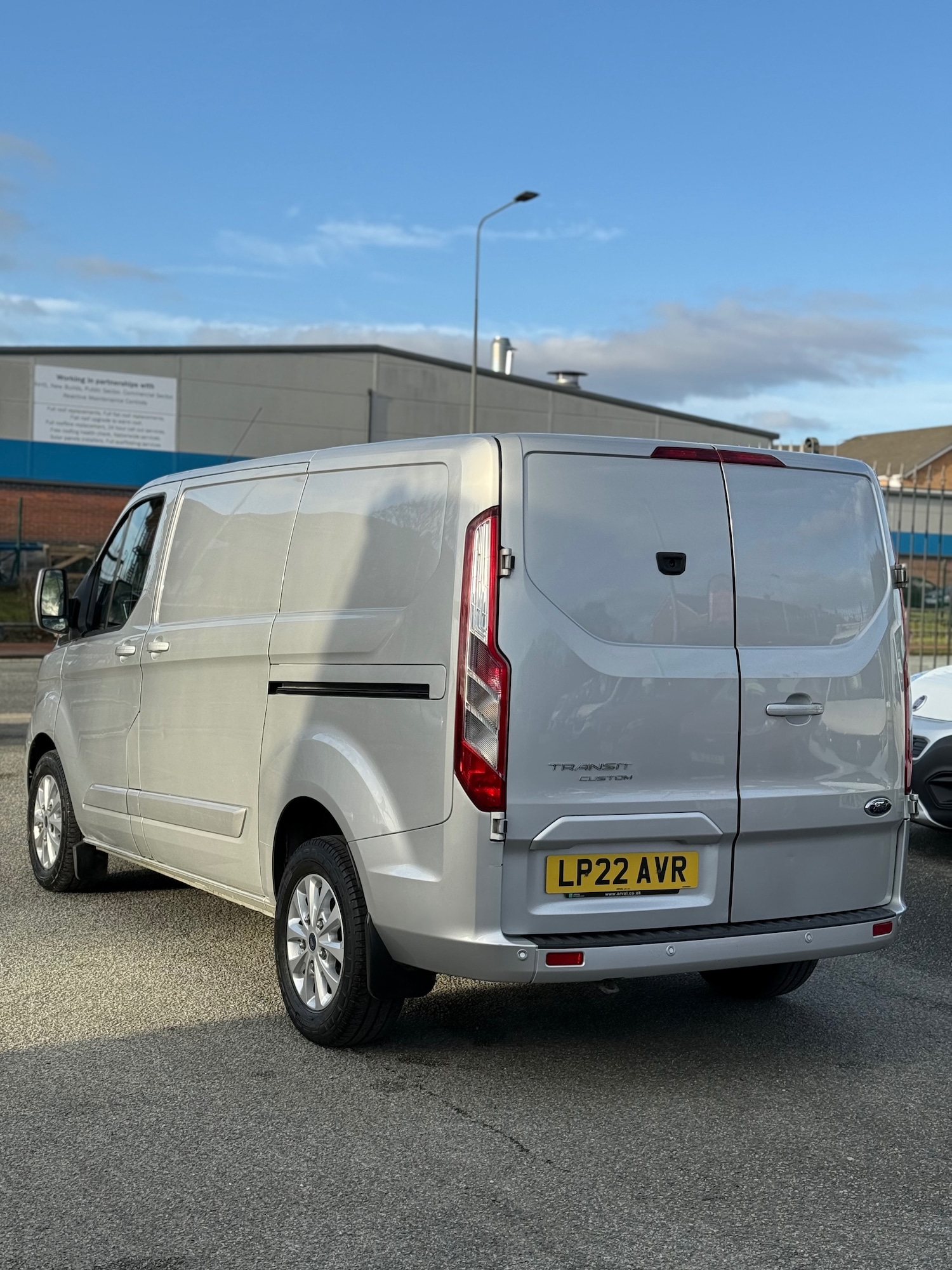 Used Ford Transit Custom 2022 for sale - 77053430: Photo 2