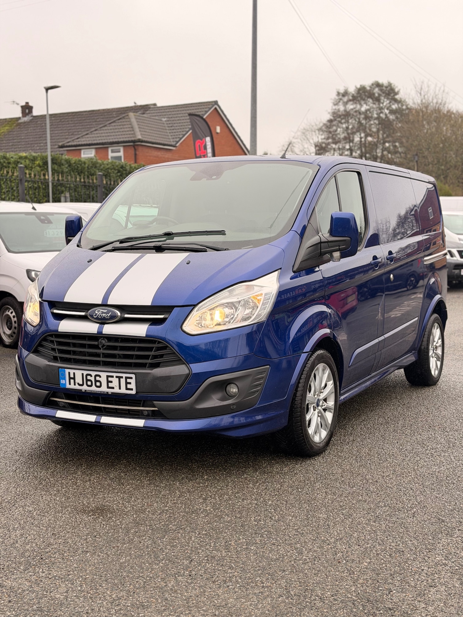 Used Ford Transit Custom 2016 for sale - 76663342: Photo 1
