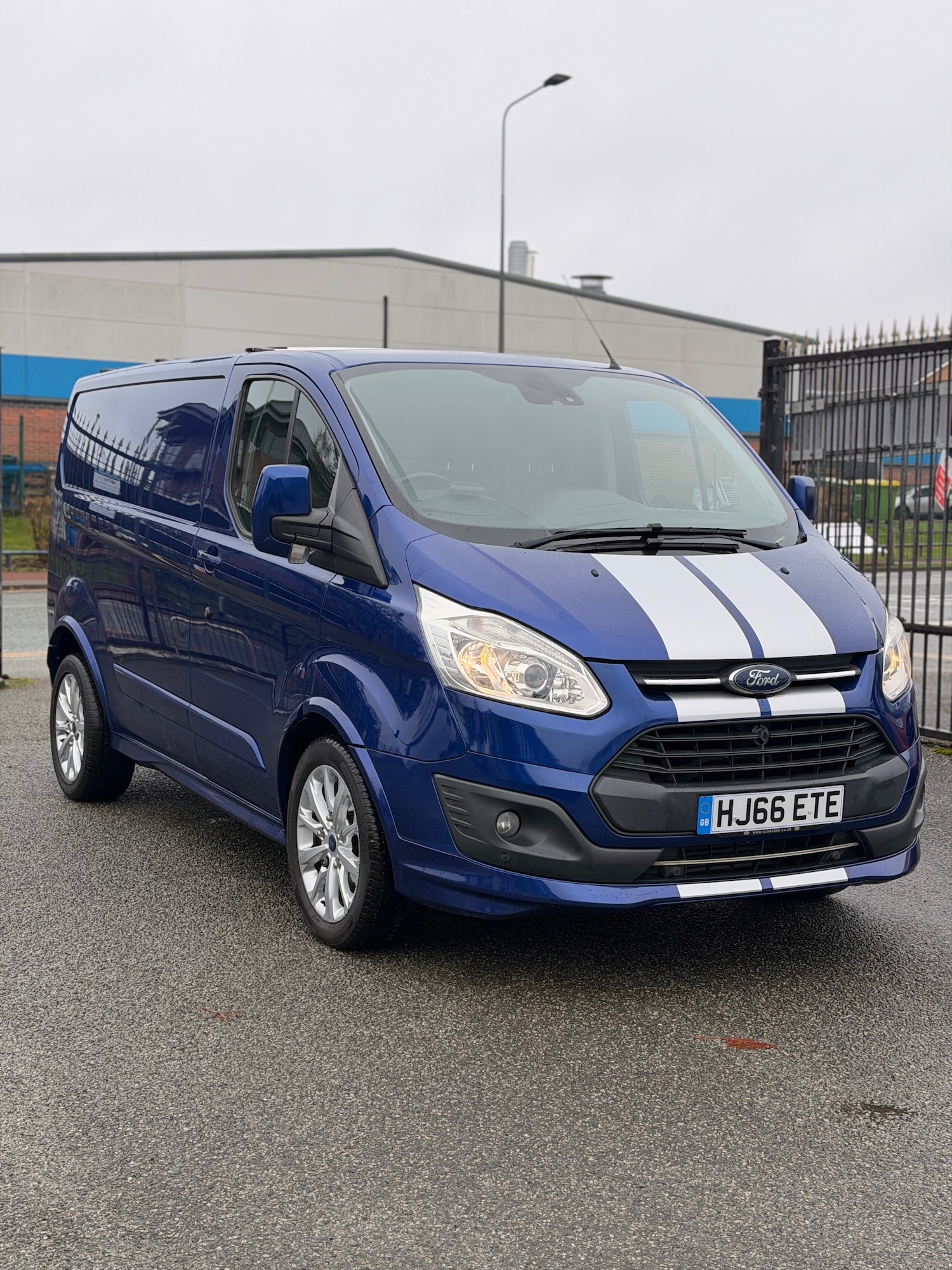 Used Ford Transit Custom 2016 for sale - 76663342: Photo 6