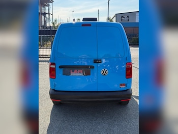 Used Volkswagen Caddy Maxi 2016 for sale - 79463625: Photo