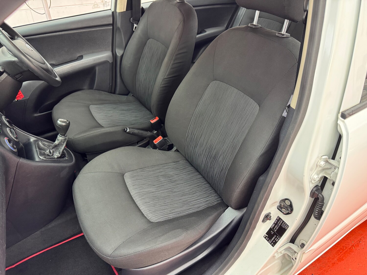 Used Hyundai i10 2012 for sale - 78009300: Photo 11