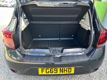 Used Dacia Sandero 2019 for sale - 78856802: Photo
