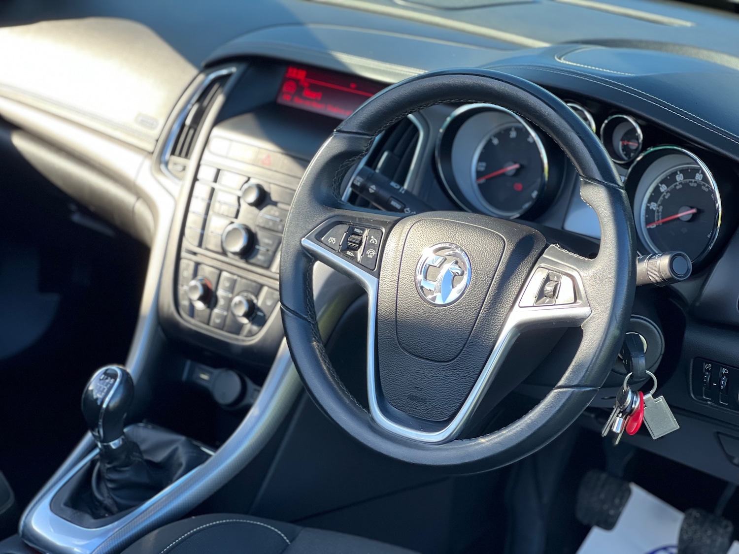 Used Vauxhall Cascada 2013 for sale - 78009369: Photo 11