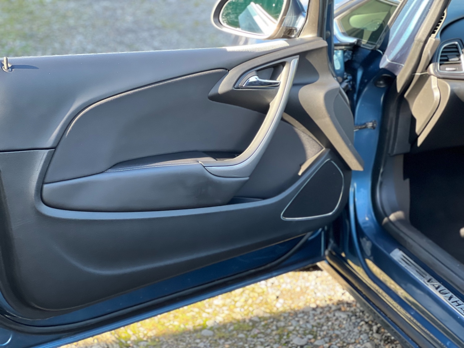 Used Vauxhall Cascada 2013 for sale - 78009369: Photo 12