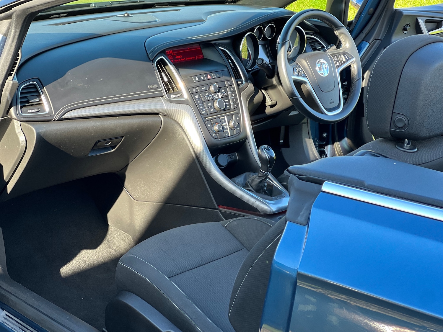 Used Vauxhall Cascada 2013 for sale - 78009369: Photo 13