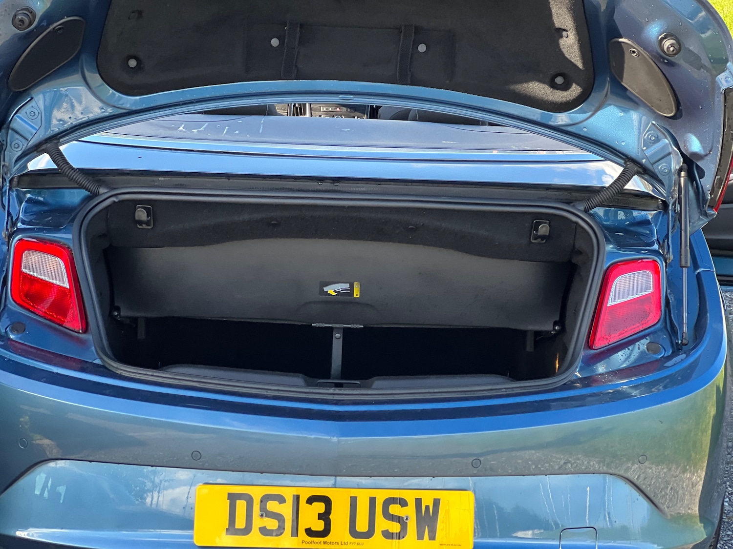 Used Vauxhall Cascada 2013 for sale - 78009369: Photo 15