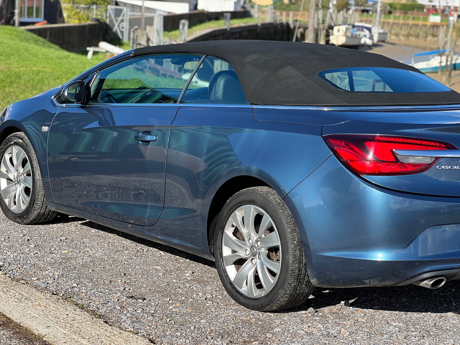 Used Vauxhall Cascada 2013 for sale - 78009369: Photo 18