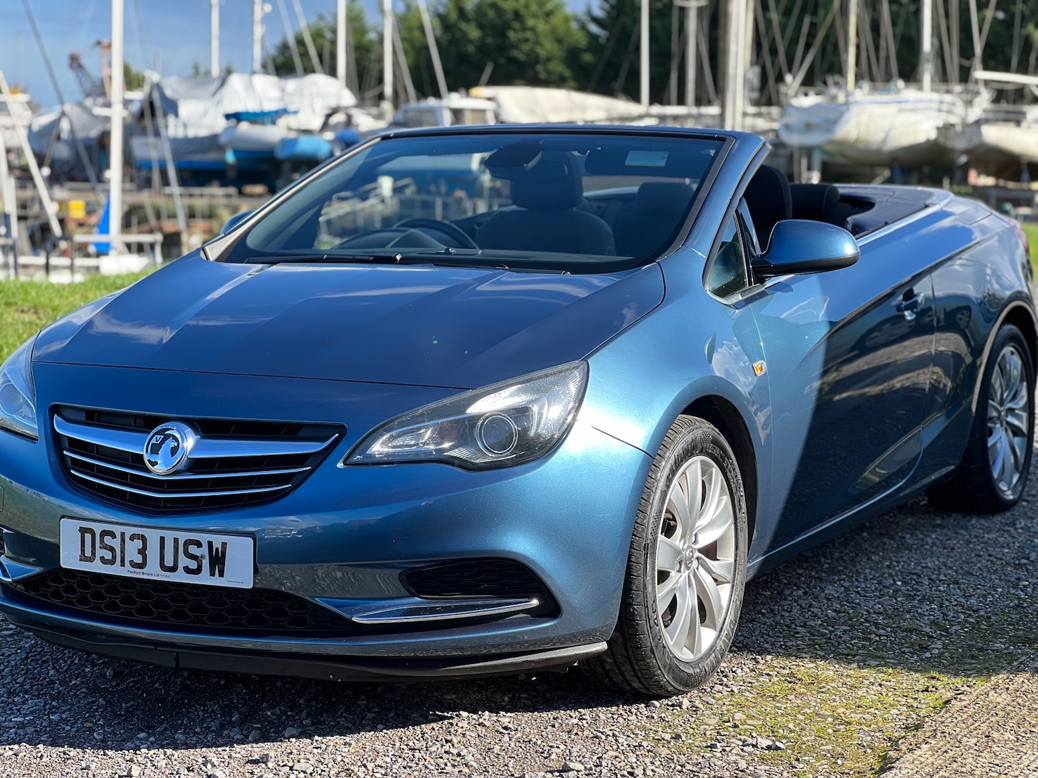 Used Vauxhall Cascada 2013 for sale - 78009369: Photo 2