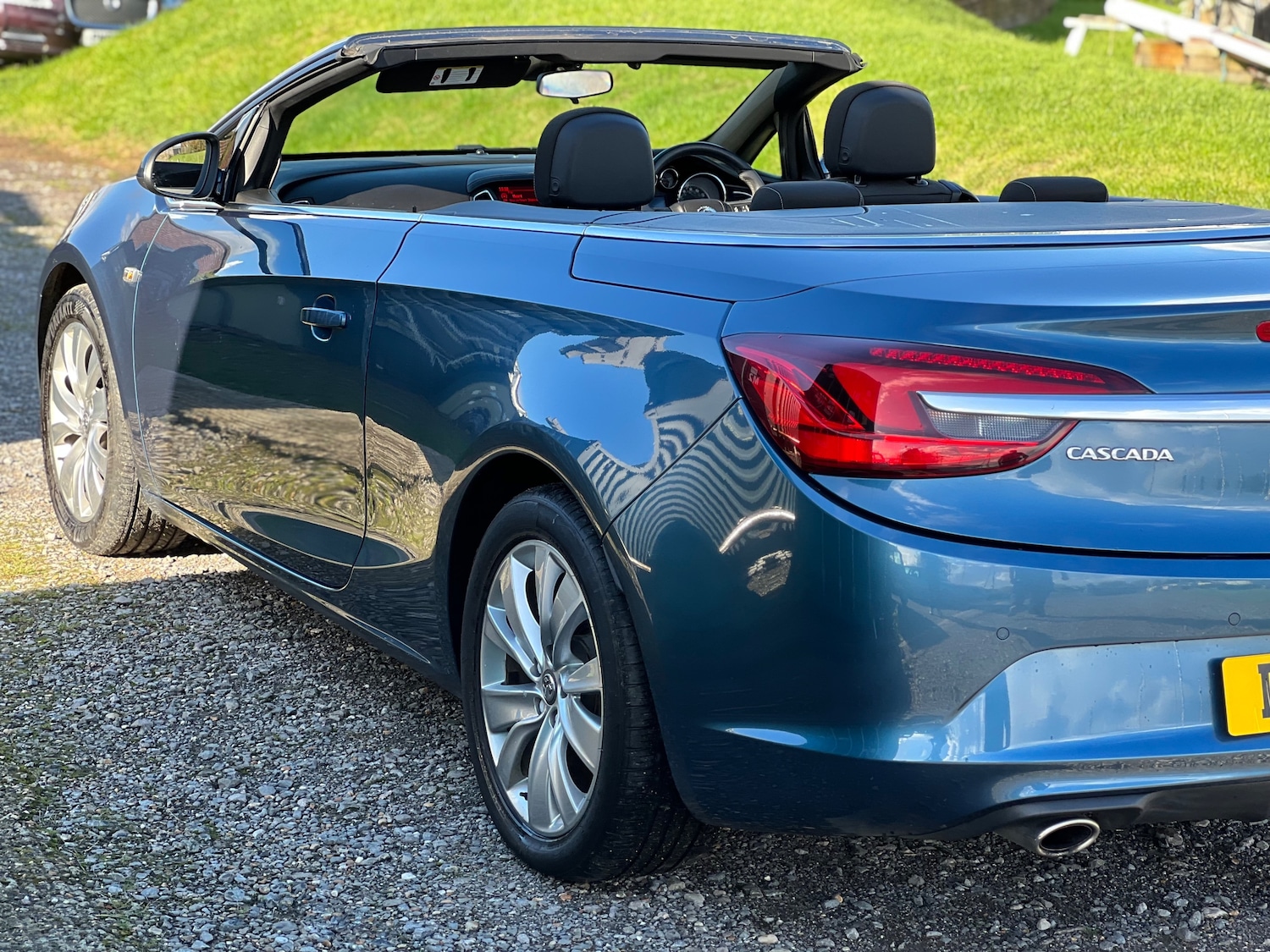 Used Vauxhall Cascada 2013 for sale - 78009369: Photo 3