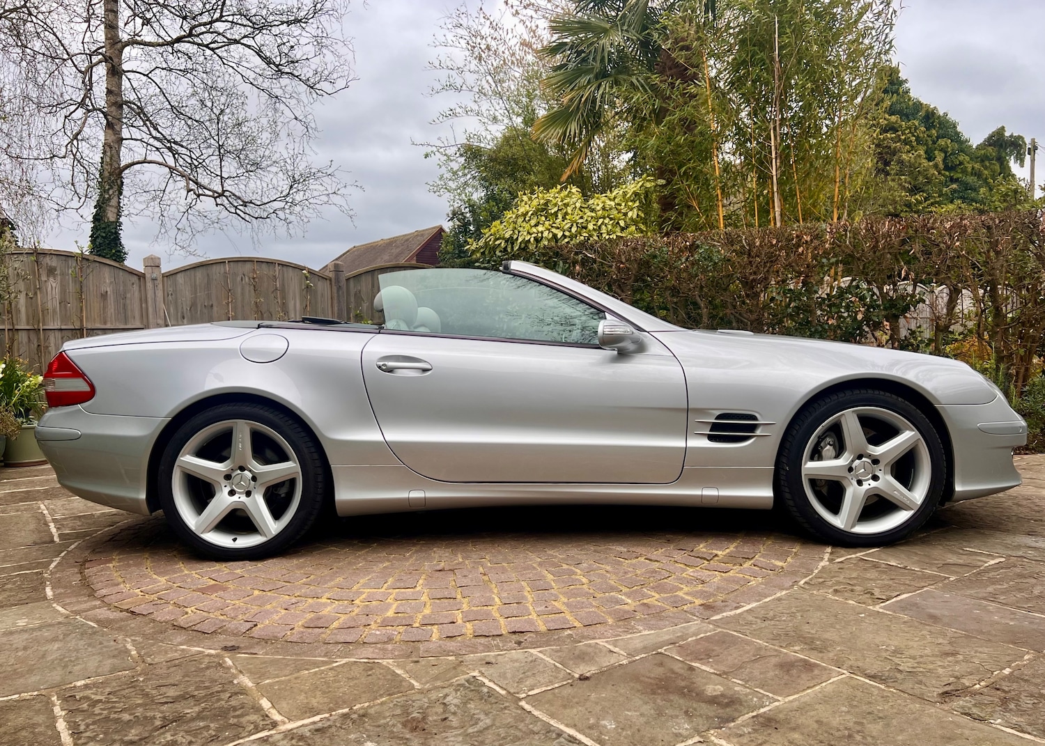 Used Mercedes-Benz SL 2008 for sale - 78210668: Photo 2
