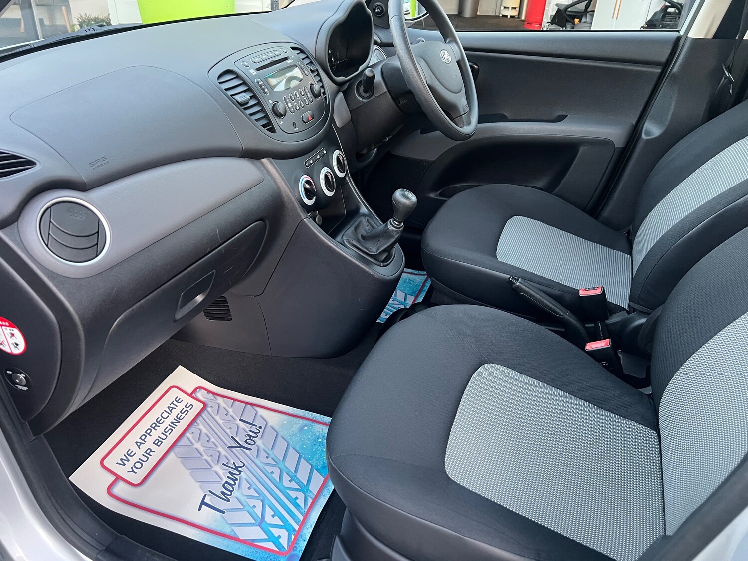 Used Hyundai i10 2010 for sale - 77879238: Photo 11