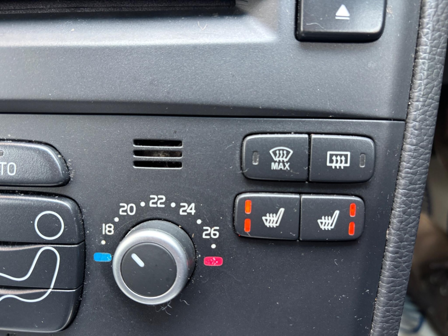 Used Volvo XC90 2014 for sale - 77966329: Photo 24