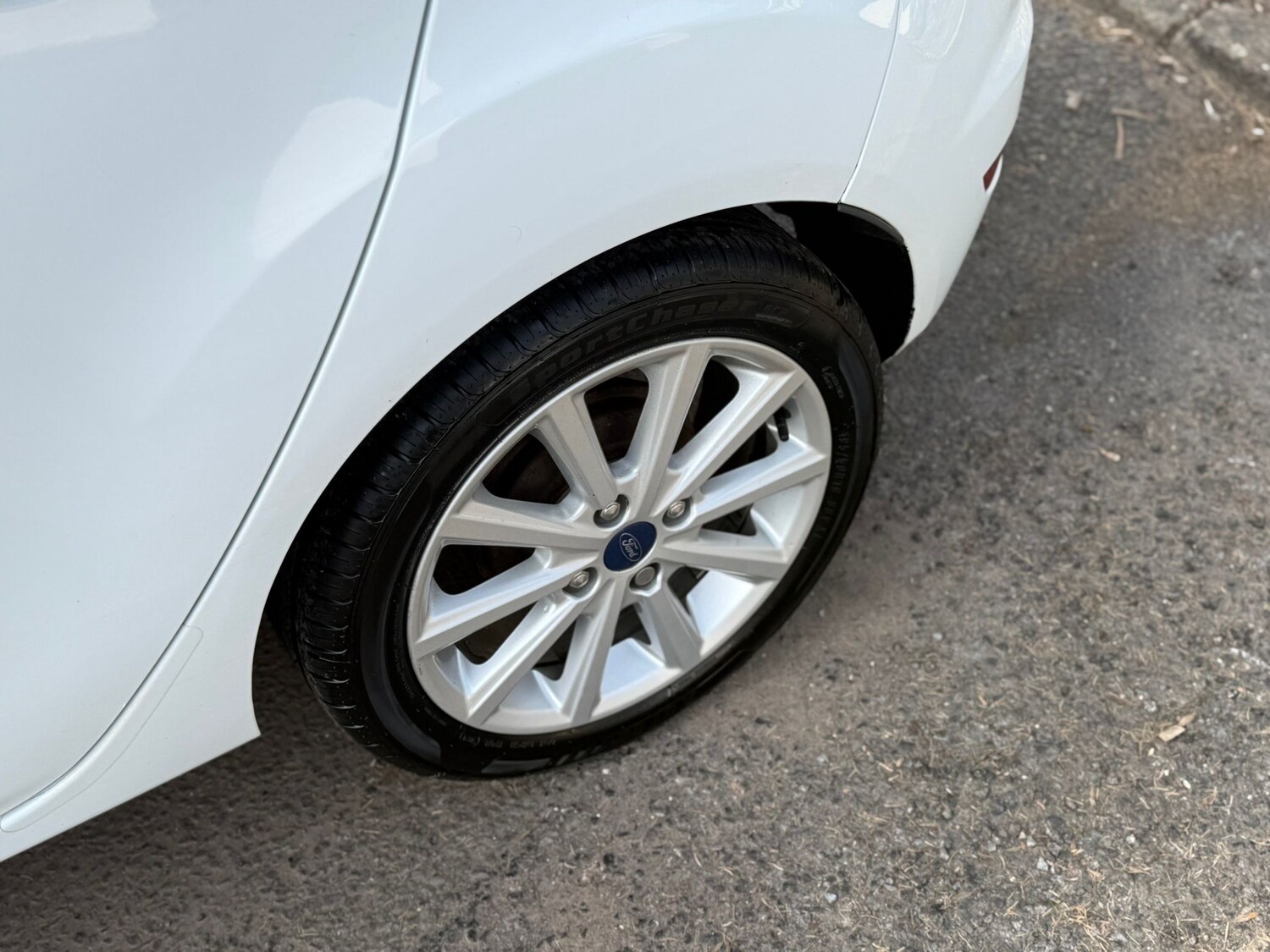 Used Ford Fiesta 2015 for sale - 78002085: Photo 15