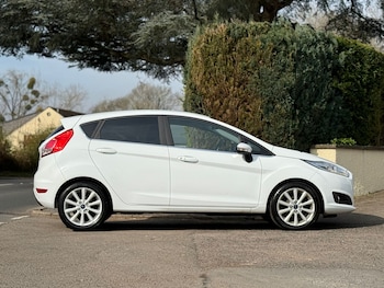 Used Ford Fiesta 2015 for sale - 78002085: Photo