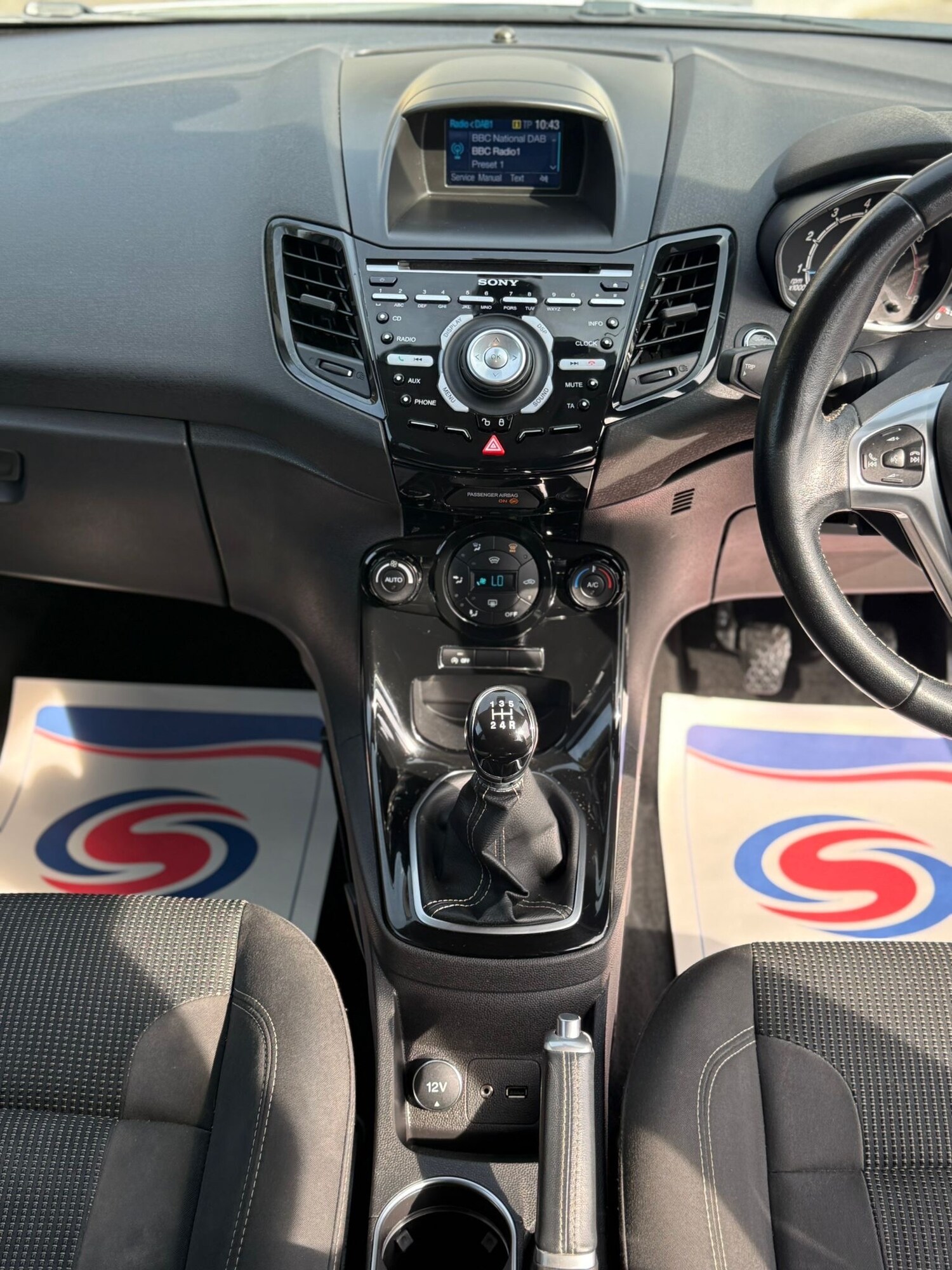 Used Ford Fiesta 2015 for sale - 78002085: Photo 25