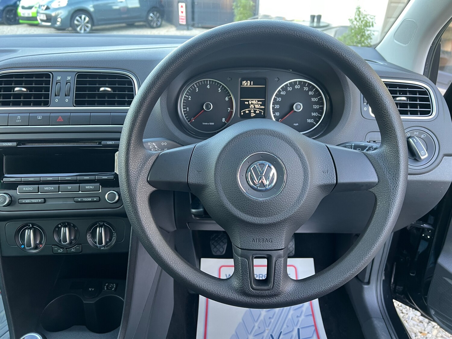 Used Volkswagen Polo 2011 for sale - 77879230: Photo 16