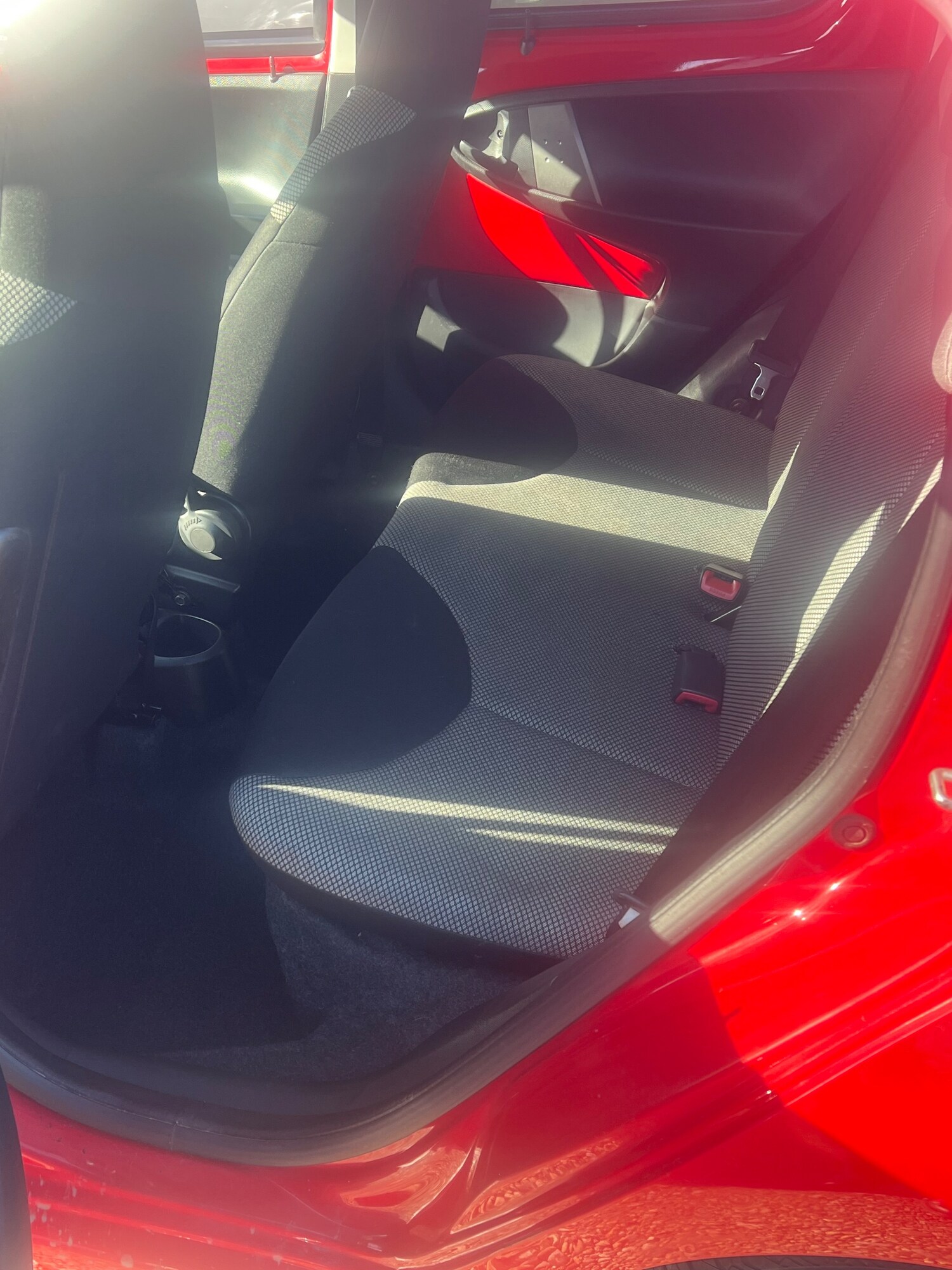 Used Toyota AYGO 2013 for sale - 78009245: Photo 9