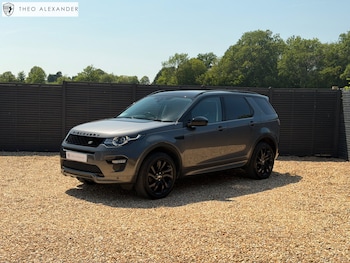 Used Land Rover Discovery Sport 2017 for sale - 79156191: Photo