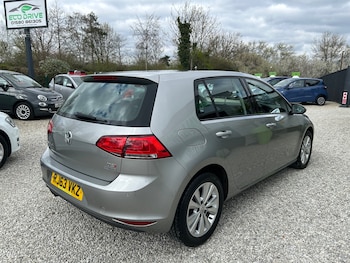 Used Volkswagen Golf 2014 for sale - 78132104: Photo