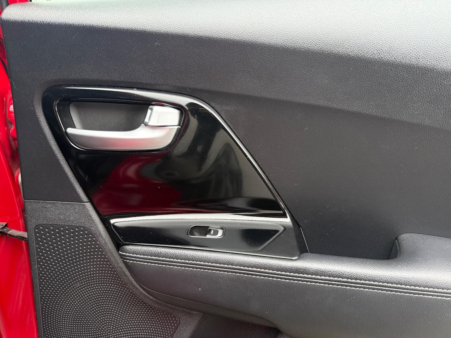 Used Kia Niro 2017 for sale - 77950528: Photo 14