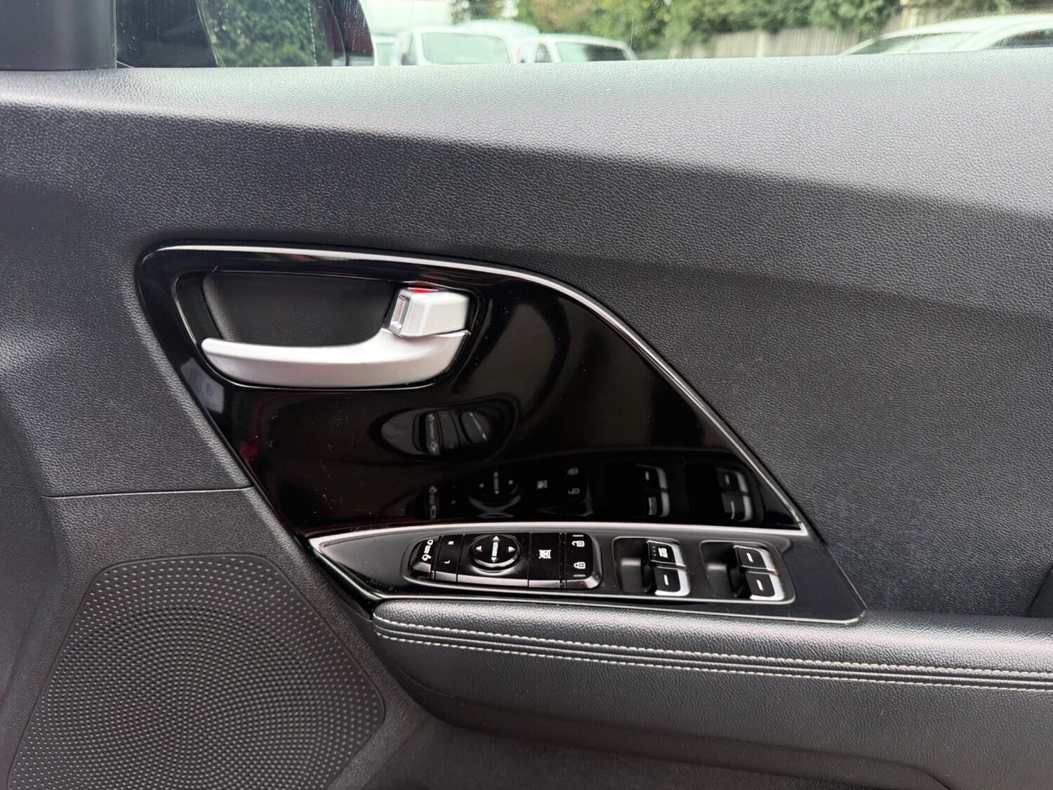 Used Kia Niro 2017 for sale - 77950528: Photo 24