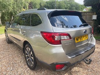 Used Subaru Outback 2015 for sale - 77927883: Photo